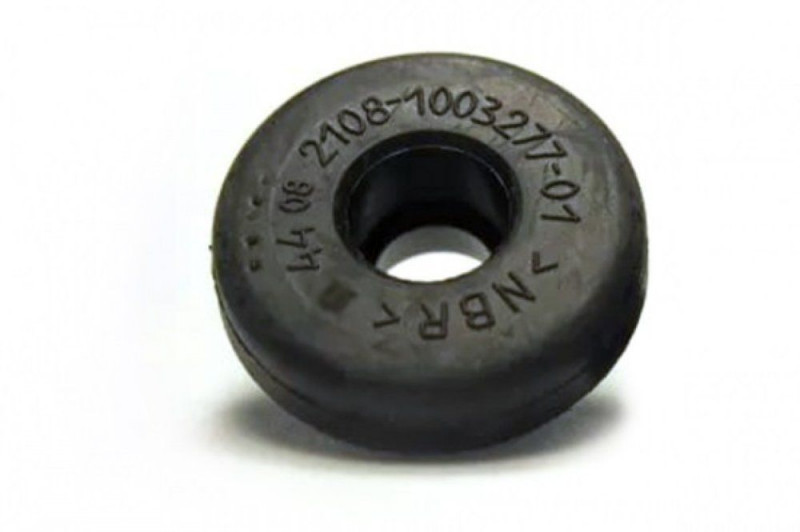 Втулка шпильки клап.крышки БРТ — 1